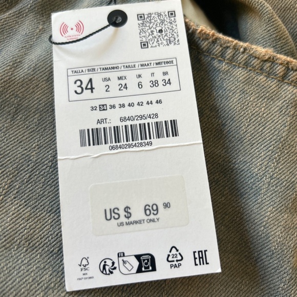 Zara Signature Boyfriend denim jeans - NWT - Picture 3 of 5